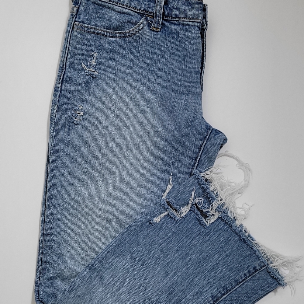 GAP Jeans Cut and Distressed 2R